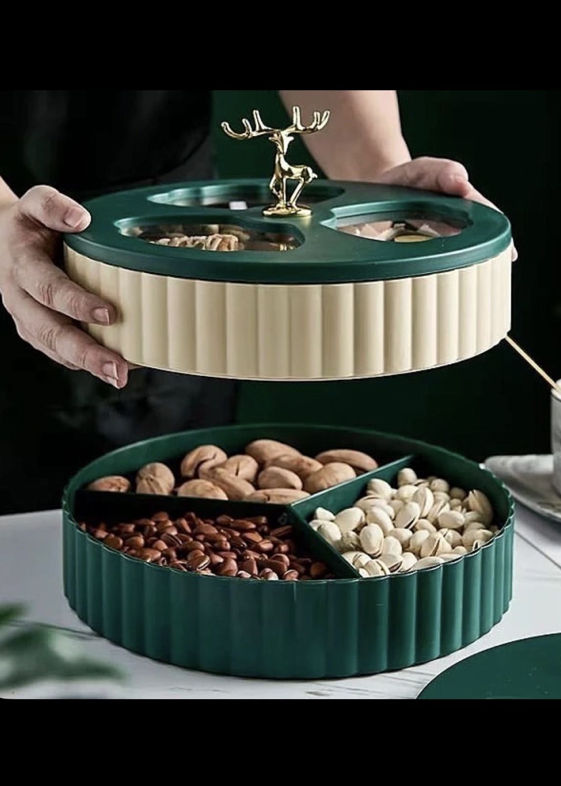 آجیل خوری گوزن