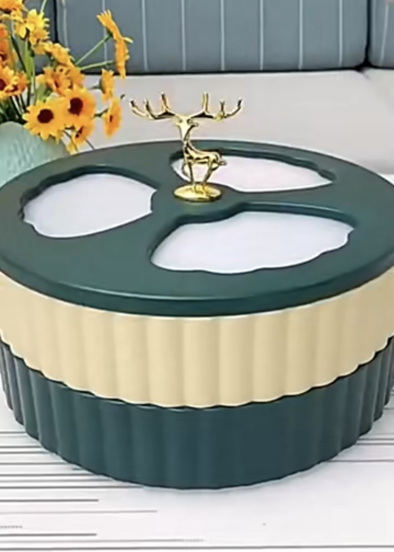 آجیل خوری گوزن